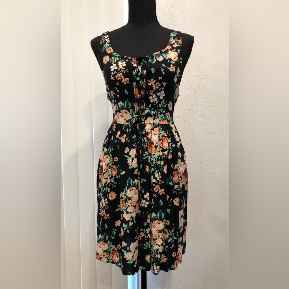 CottageCore Floral Corset Tie Back BabyDoll Dress Band Of Gypsies Size Small